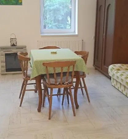 Sklipek U Cyklostezky Apartment Brezi